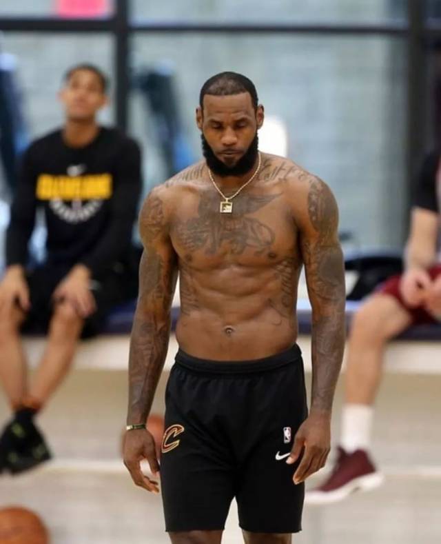 世界观与情 世界观与情