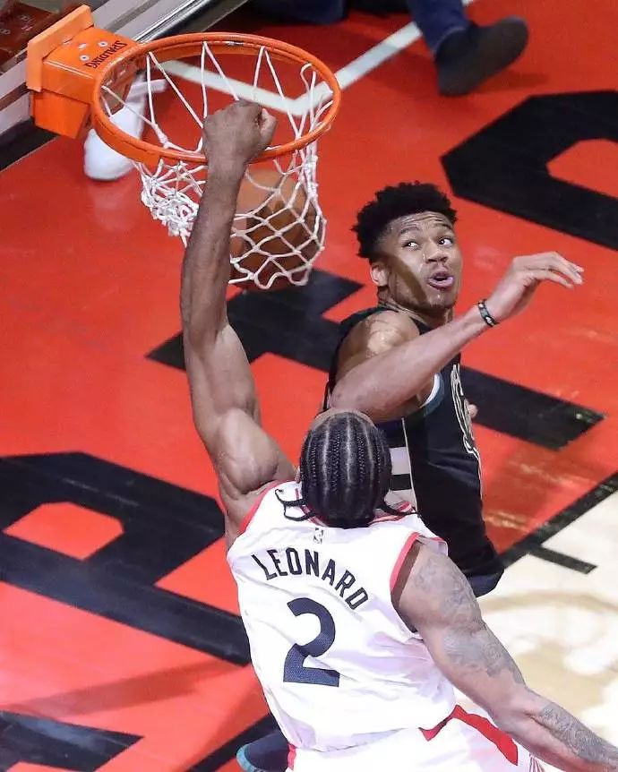 逼迫对手从 逼迫对手从