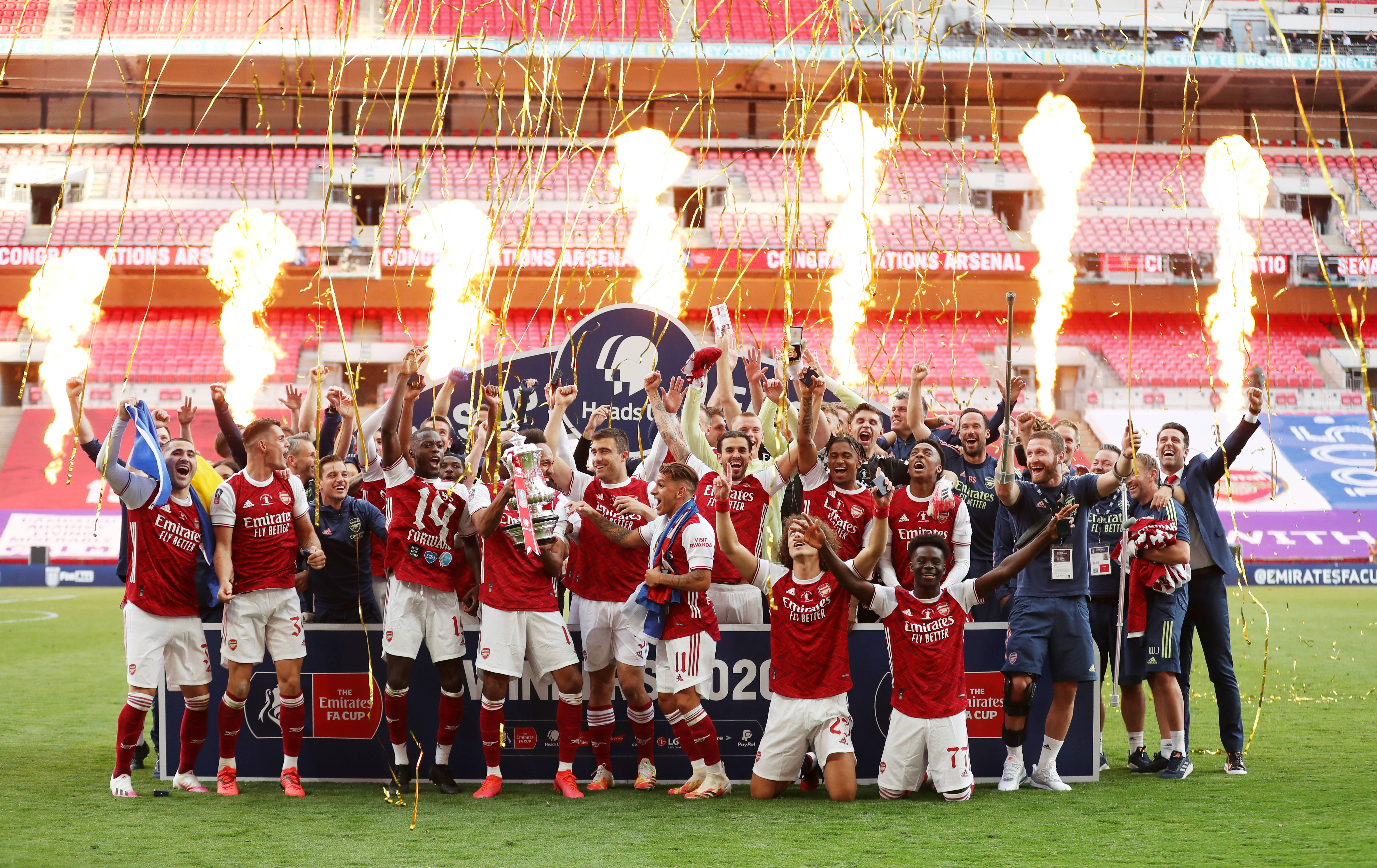 前踩住篮下 前踩住篮下